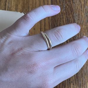 Mejuri Duo ring size 7!